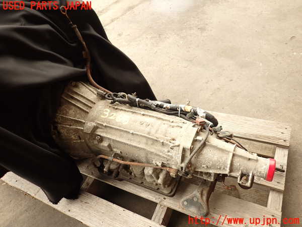 2UPJ-32633010]フェアレディZ(GCZ32)ミッション AT VG30DTT 中古_m0001.jpg