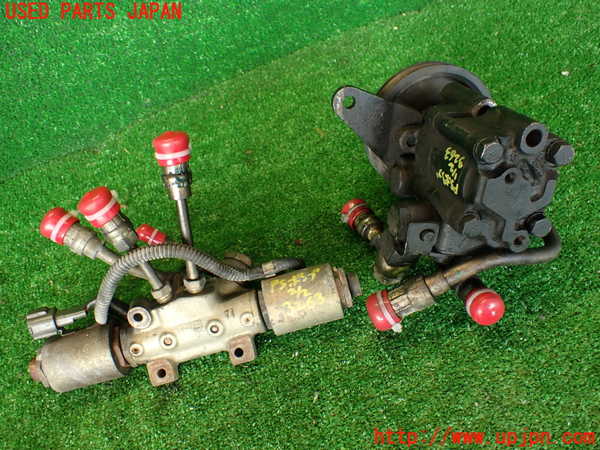 2UPJ-32634250]フェアレディZ(GCZ32)パワステポンプ 中古_m0002.jpg