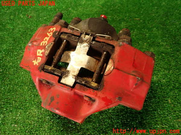 2UPJ-32634090]フェアレディZ(GCZ32)右リアキャリパー 中古_m0001.jpg