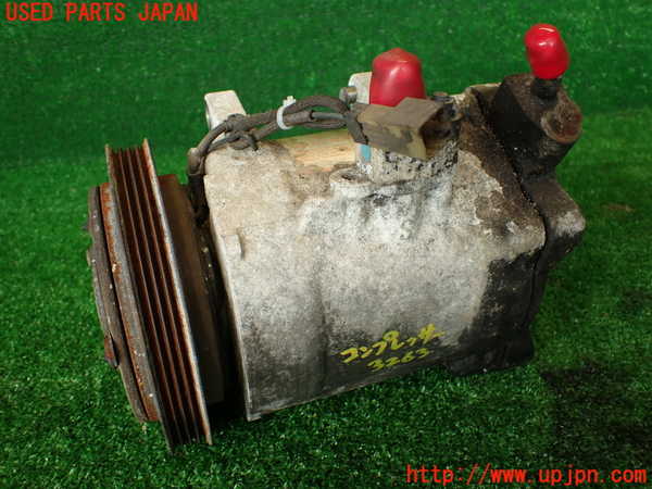 2UPJ-32636025]フェアレディZ(GCZ32)エアコンコンプレッサー 中古_m0001.jpg