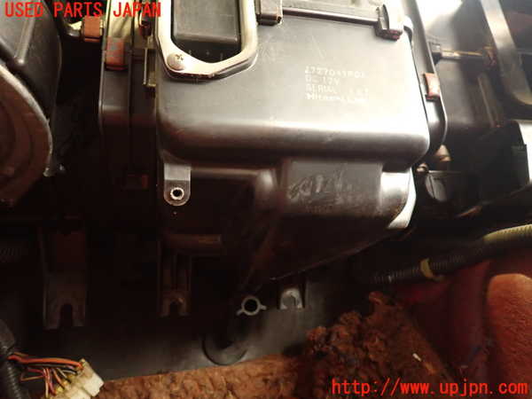 2UPJ-32636081]フェアレディZ(GCZ32)エバポレーター1 中古_m0002.jpg