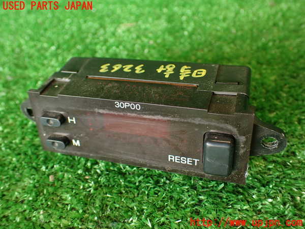 2UPJ-32637850]フェアレディZ(GCZ32)時計 中古_m0001.jpg