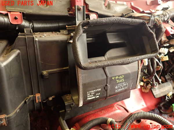 2UPJ-32636100]フェアレディZ(GCZ32)ヒーターコア 中古_m0001.jpg