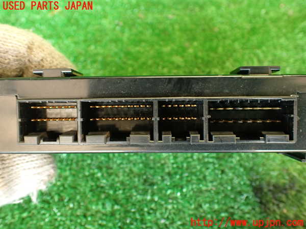 2UPJ-32636147]フェアレディZ(GCZ32)コンピューター2 (HEATER CONTROL UNIT) 中古_m0003.jpg