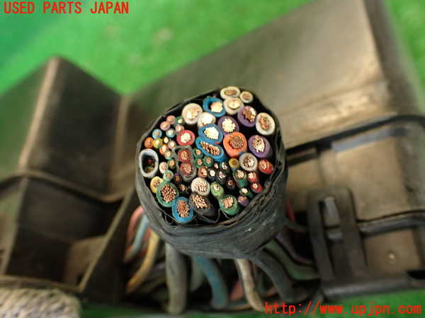 2UPJ-32636741]フェアレディZ(GCZ32)ヒューズボックス1 中古_m0005.jpg