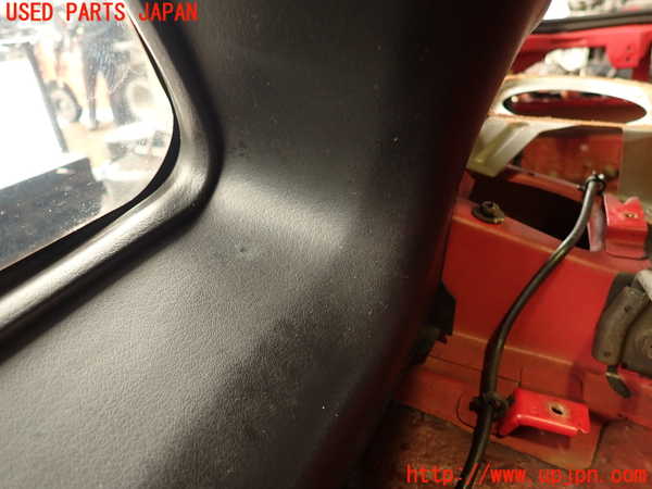 2UPJ-32637675]フェアレディZ(GCZ32)右リアピラートリム 中古_m0003.jpg