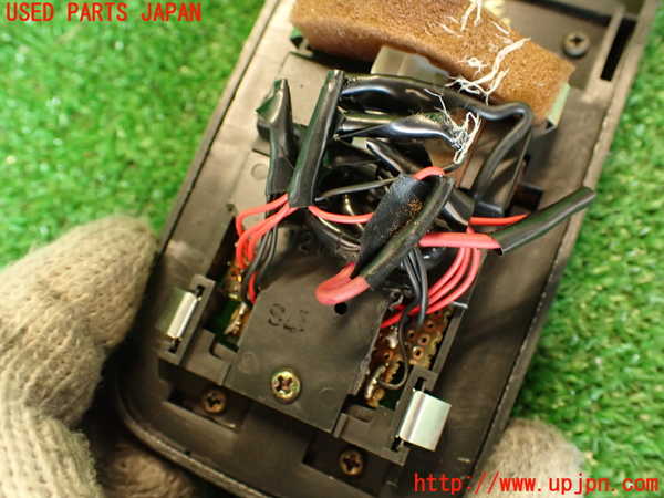 2UPJ-32636411]フェアレディZ(GCZ32)ルームランプ1 (1列目真中)(ジャンク品) 中古_m0004.jpg