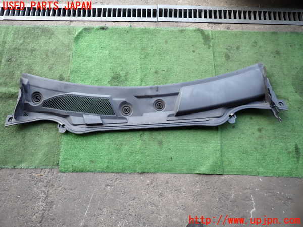 2UPJ-32641190]ベンツ GLA180 X156(156942)カウルトップ 中古_m0001.jpg