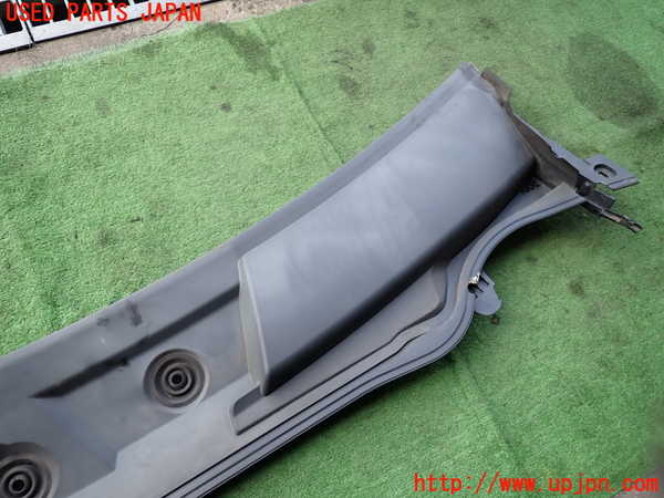 2UPJ-32641190]ベンツ GLA180 X156(156942)カウルトップ 中古_m0002.jpg