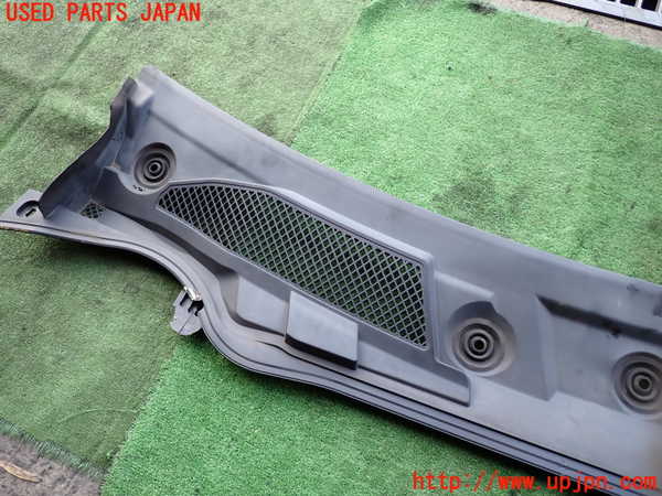 2UPJ-32641190]ベンツ GLA180 X156(156942)カウルトップ 中古_m0003.jpg