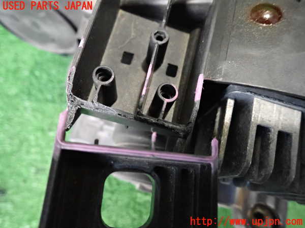 2UPJ-32641130]ベンツ GLA180 X156(156942)右ヘッドライト HID 中古_m0002.jpg