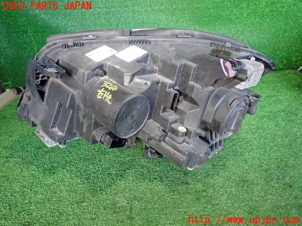 2UPJ-32641130]ベンツ GLA180 X156(156942)右ヘッドライト HID 中古_m0003.jpg