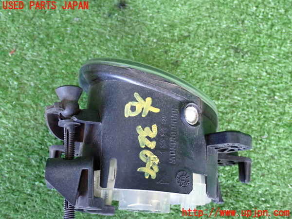 2UPJ-32641180]ベンツ GLA180 X156(156942)右フォグ 中古_m0003.jpg