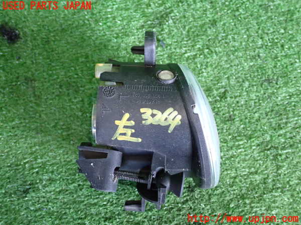 2UPJ-32641182]ベンツ GLA180 X156(156942)左フォグ 中古_m0003.jpg