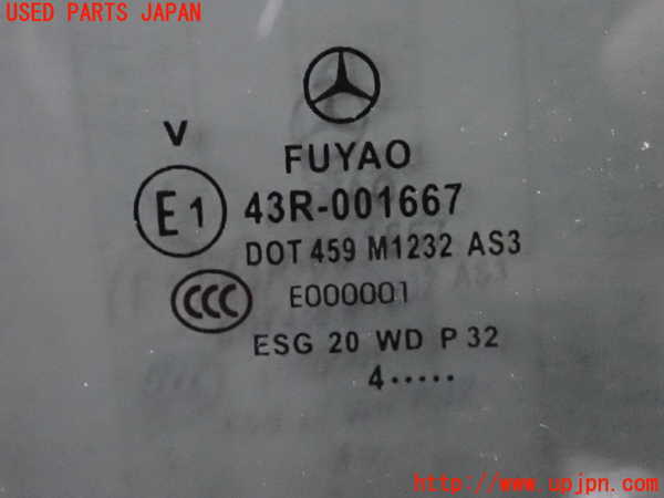 2UPJ-32641290]ベンツ GLA180 X156(156942)右後ドア ジャンク FUYAO M1232 43R-001667_m0002.jpg