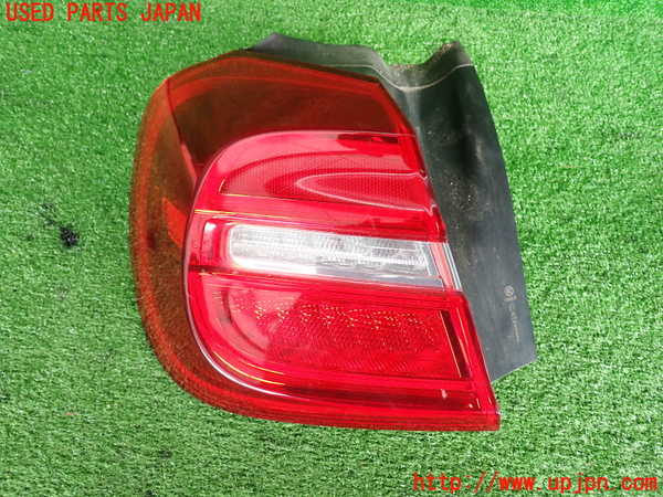 2UPJ-32641536]ベンツ GLA180 X156(156942)左テールランプ 中古_m0001.jpg