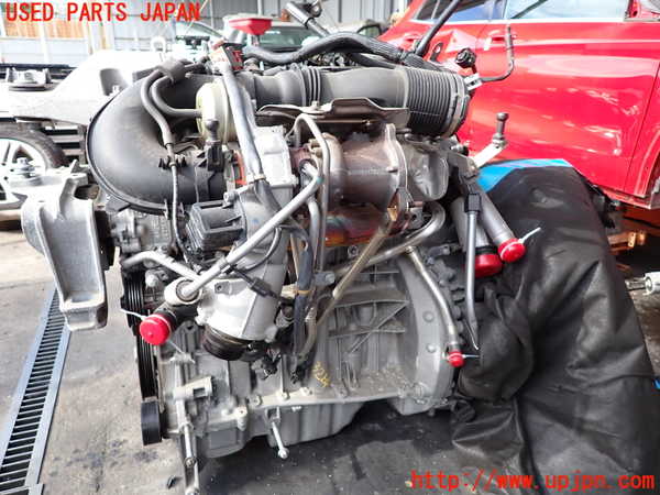 2UPJ-32642010]ベンツ GLA180 X156(156942)エンジン 270910 中古_m0002.jpg