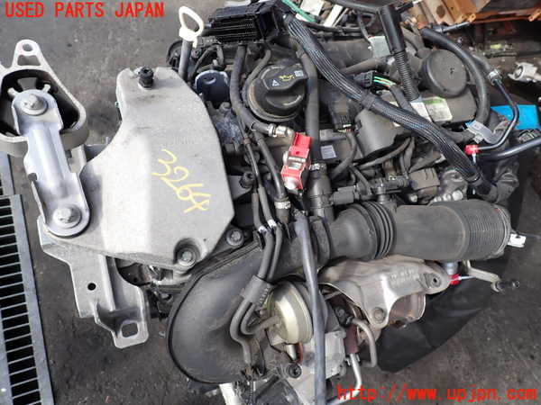 2UPJ-32642010]ベンツ GLA180 X156(156942)エンジン 270910 中古_m0004.jpg