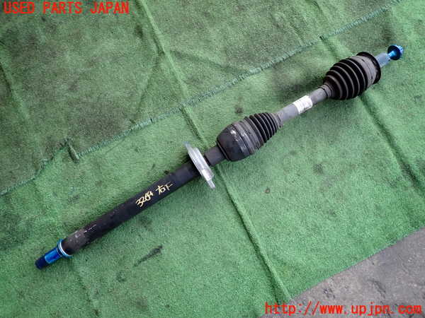 2UPJ-32644010]ベンツ GLA180 X156(156942)右フロントドライブシャフト 中古_m0001.jpg