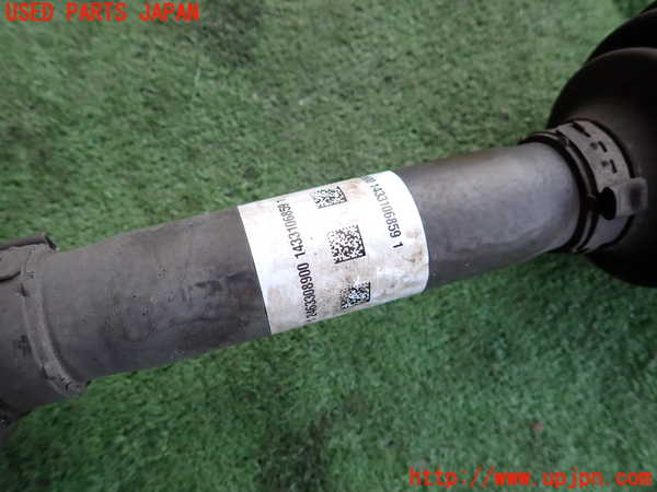 2UPJ-32644010]ベンツ GLA180 X156(156942)右フロントドライブシャフト 中古_m0005.jpg