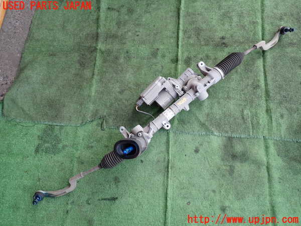 2UPJ-32644235]ベンツ GLA180 X156(156942)パワステギアボックス 中古_m0001.jpg