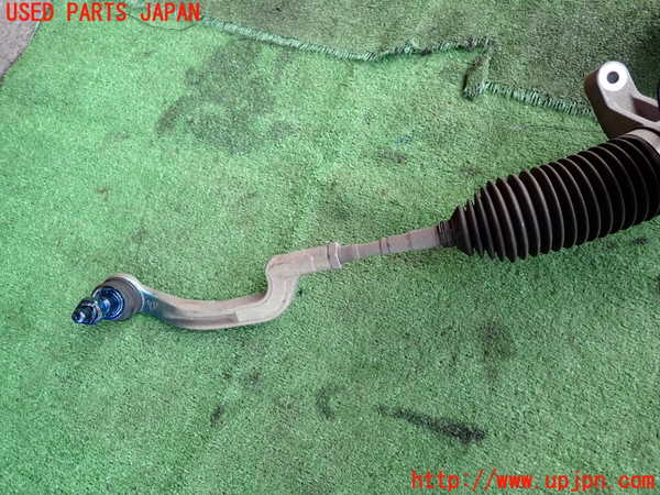 2UPJ-32644235]ベンツ GLA180 X156(156942)パワステギアボックス 中古_m0004.jpg