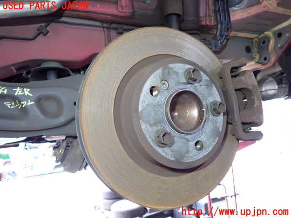 2UPJ-32644305]ベンツ GLA180 X156(156942)左リアナックルハブ 中古_m0001.jpg