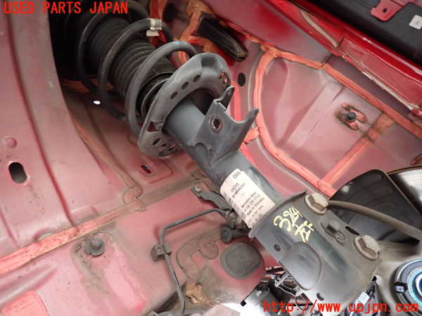 2UPJ-32645025]ベンツ GLA180 X156(156942)左フロントストラット 中古_m0001.jpg