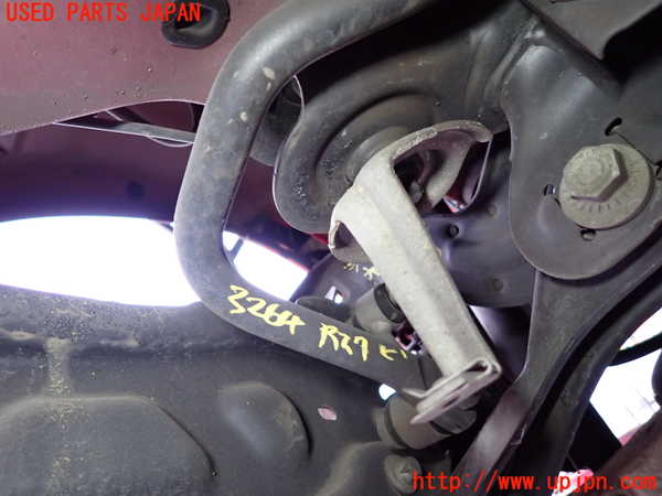 2UPJ-32645445]ベンツ GLA180 X156(156942)リアスタビライザー 中古_m0002.jpg