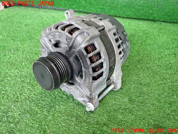 2UPJ-32646015]ベンツ GLA180 X156(156942)オルタネーター(ダイナモ) 中古_m0001.jpg