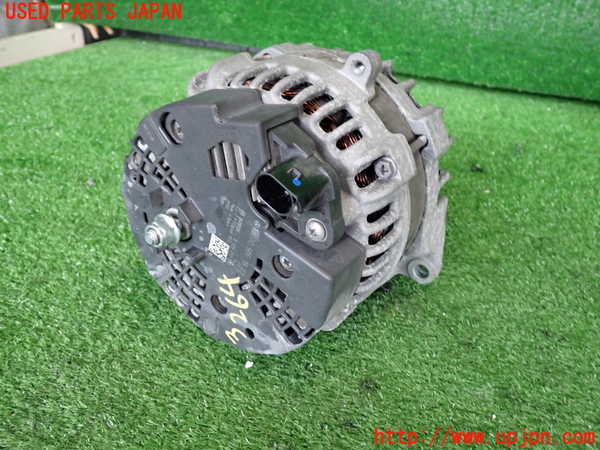 2UPJ-32646015]ベンツ GLA180 X156(156942)オルタネーター(ダイナモ) 中古_m0002.jpg