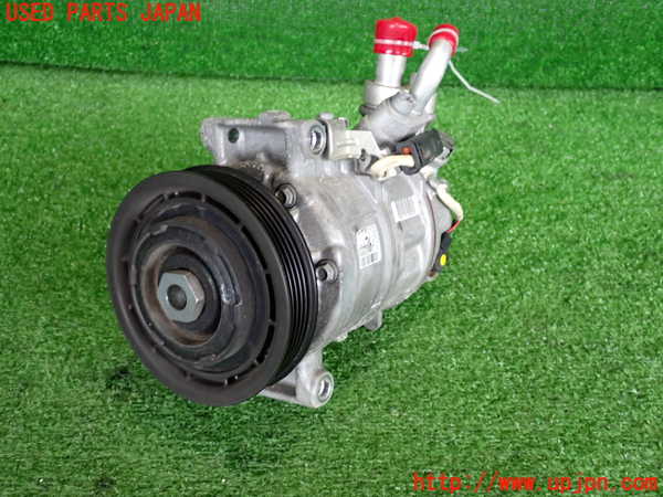 2UPJ-32646025]ベンツ GLA180 X156(156942)エアコンコンプレッサー 中古_m0001.jpg