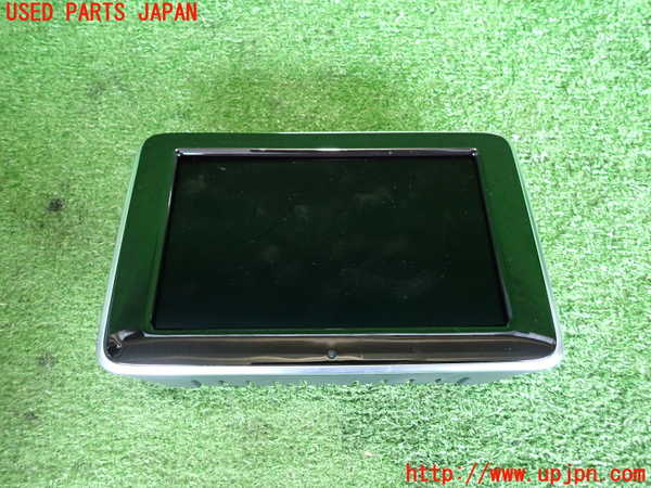 2UPJ-32646629]ベンツ GLA180 X156(156942)モニター 中古_m0001.jpg