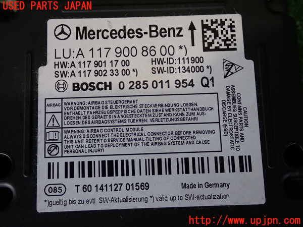 2UPJ-32646145]ベンツ GLA180 X156(156942)エアバッグコンピューター 中古_m0003.jpg