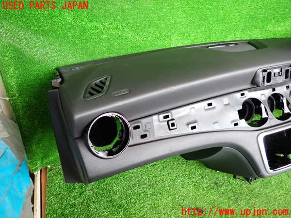 2UPJ-32647505]ベンツ GLA180 X156(156942)ダッシュボード 中古_m0003.jpg