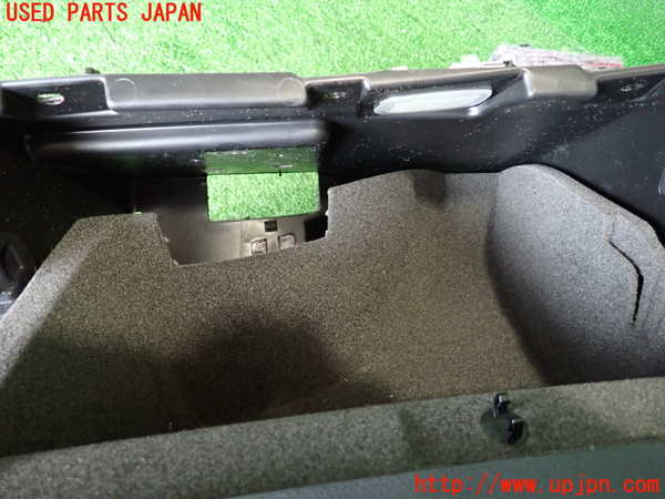 2UPJ-32647516]ベンツ GLA180 X156(156942)グローブボックス1 中古_m0005.jpg