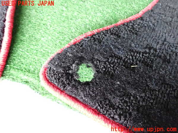 2UPJ-32647800]ベンツ GLA180 X156(156942)フロアマット 中古_m0004.jpg