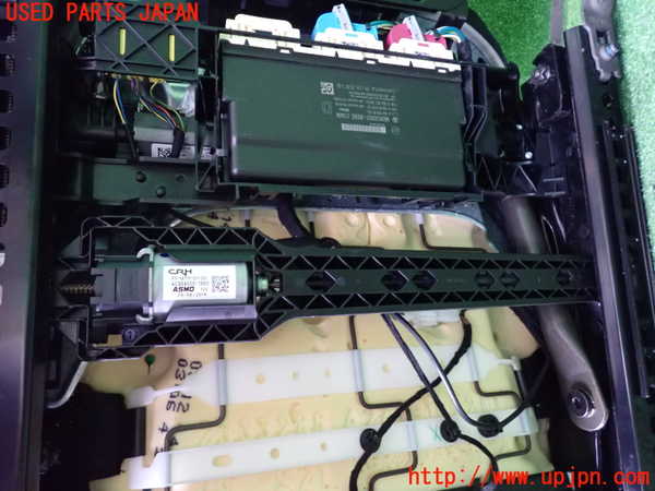 2UPJ-32647035]ベンツ GLA180 X156(156942)運転席シート 中古_m0005.jpg