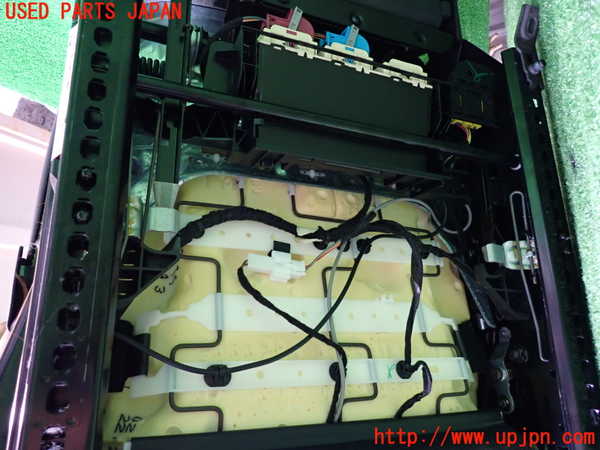 2UPJ-32647065]ベンツ GLA180 X156(156942)助手席シート 中古_m0005.jpg