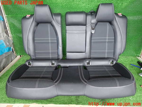 2UPJ-32647385]ベンツ GLA180 X156(156942)リアシート 中古_m0001.jpg