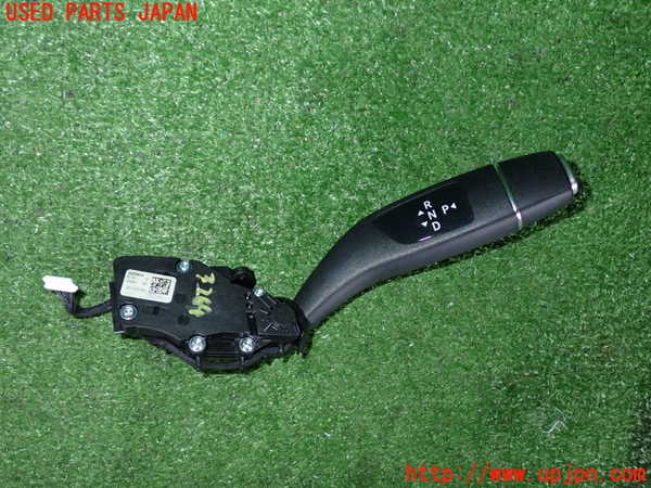 2UPJ-32647555]ベンツ GLA180 X156(156942)ATシフトレバー 中古_m0001.jpg