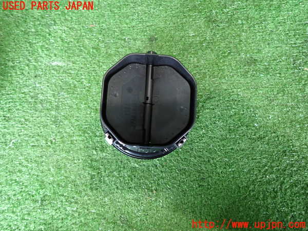 2UPJ-32647527]ベンツ GLA180 X156(156942)エアコン吹き出し口2 中古_m0003.jpg
