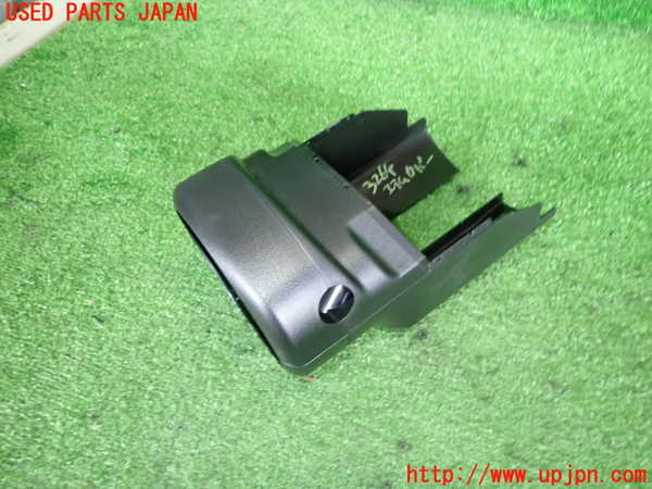 2UPJ-32647905]ベンツ GLA180 X156(156942)コラムカバー 中古_m0002.jpg