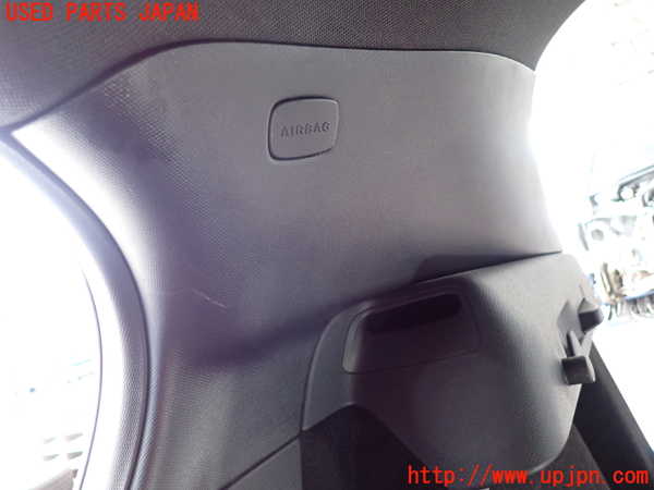 2UPJ-32647675]ベンツ GLA180 X156(156942)右リアピラートリム 中古_m0003.jpg