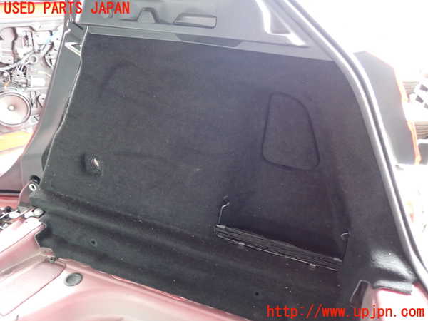 2UPJ-32647675]ベンツ GLA180 X156(156942)右リアピラートリム 中古_m0005.jpg