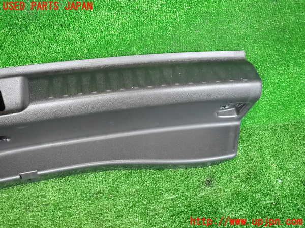 2UPJ-32647692]ベンツ GLA180 X156(156942)内装トリム類2 中古_m0002.jpg