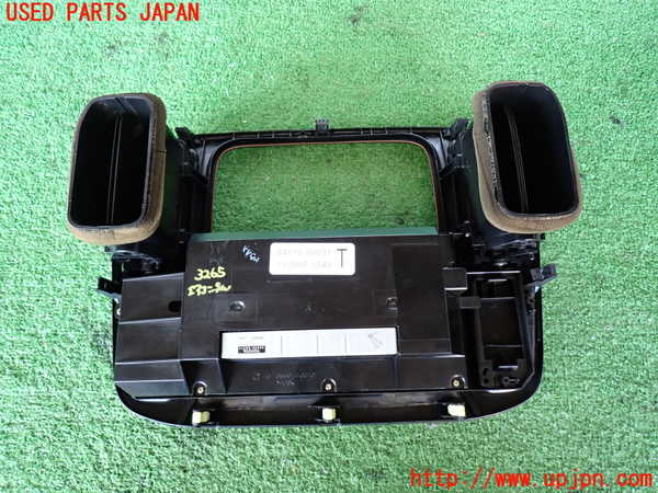 2UPJ-32656066]ランクル100系(HDJ101K)エアコンスイッチ1 中古_m0003.jpg