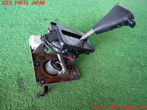 5UPJ-32657555]ランクル100系(HDJ101K)ATシフトレバー 中古_m0002.jpg