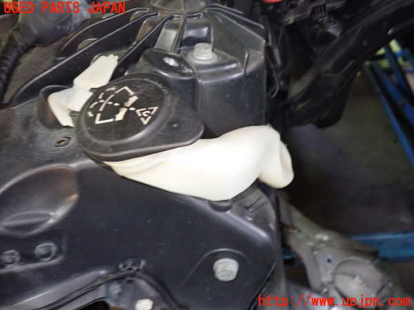 1UPJ-32666791]BMW 640i クーペ(LW30C F13)ウォッシャータンク1 中古_m0001.jpg
