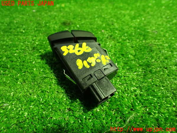 1UPJ-32666290]BMW 640i クーペ(LW30C F13)ハザードスイッチ 中古_m0003.jpg